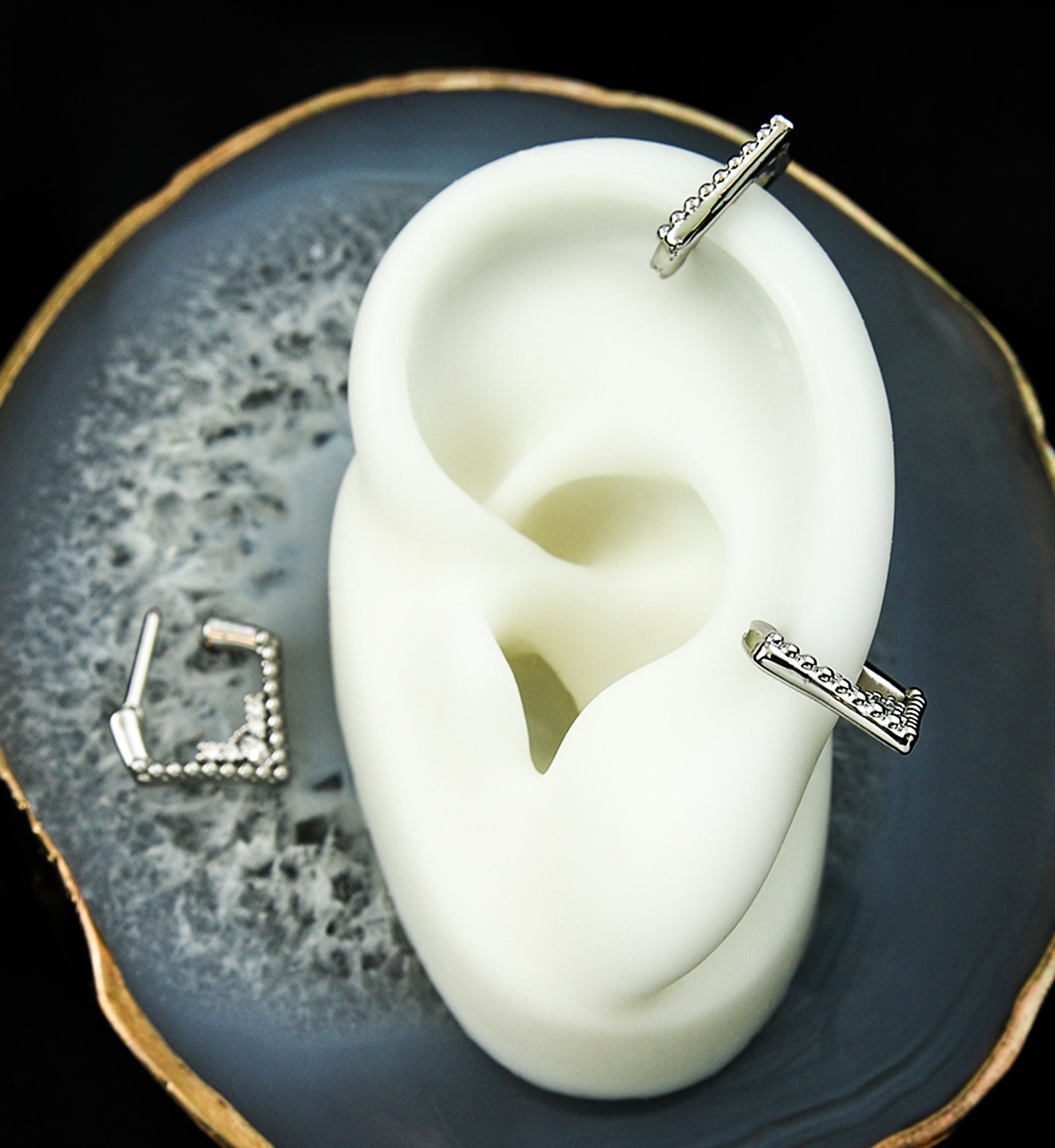 Point Beaded Clear CZ Cluster Stainless Steel Hinged Segment Ring