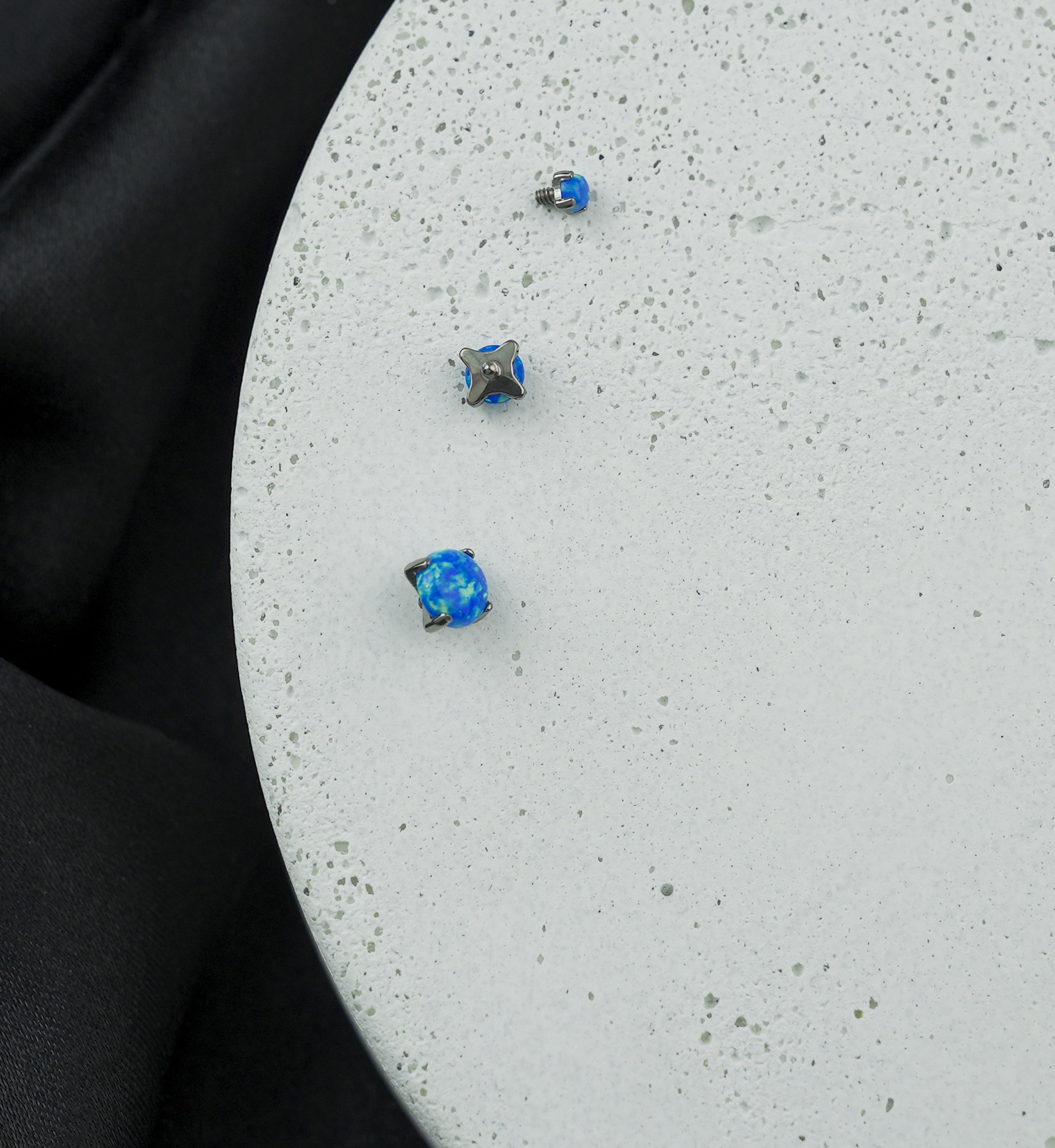 Prong Blue Opalite Titanium Internally Threaded Top