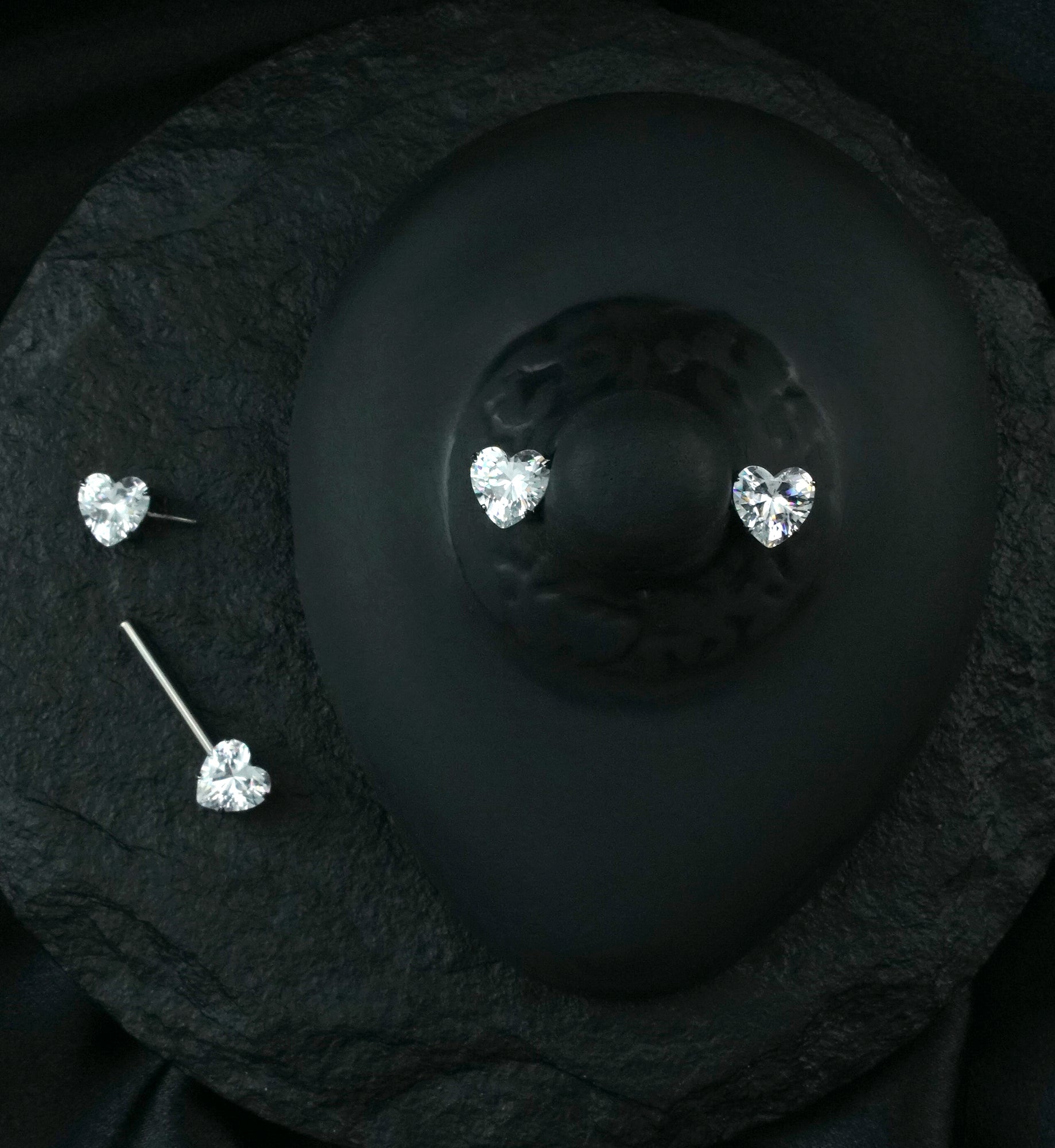 Prong Heart Clear CZ Threadless Titanium Nipple Barbell