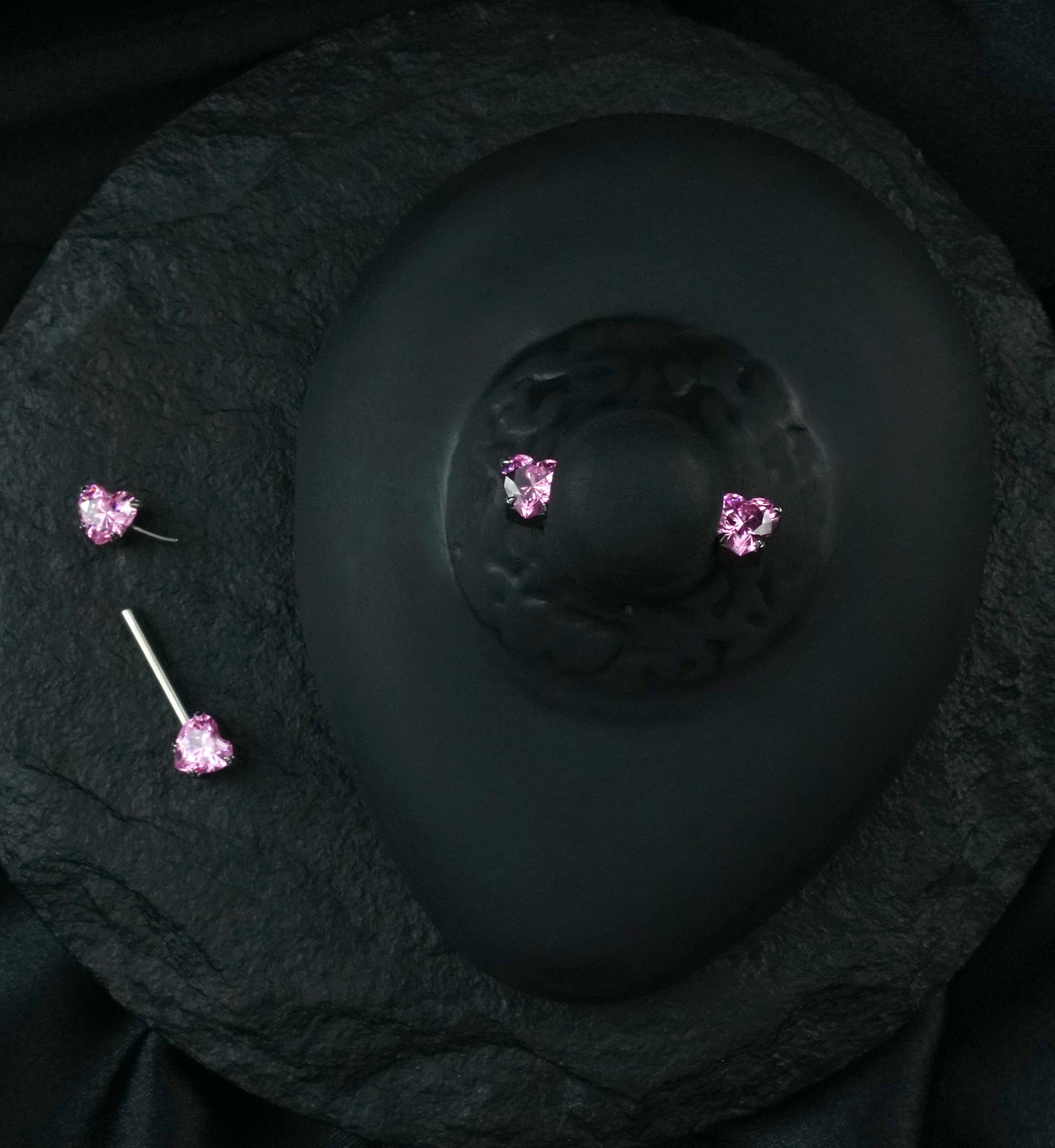 Prong Heart Pink CZ Threadless Titanium Nipple Barbell