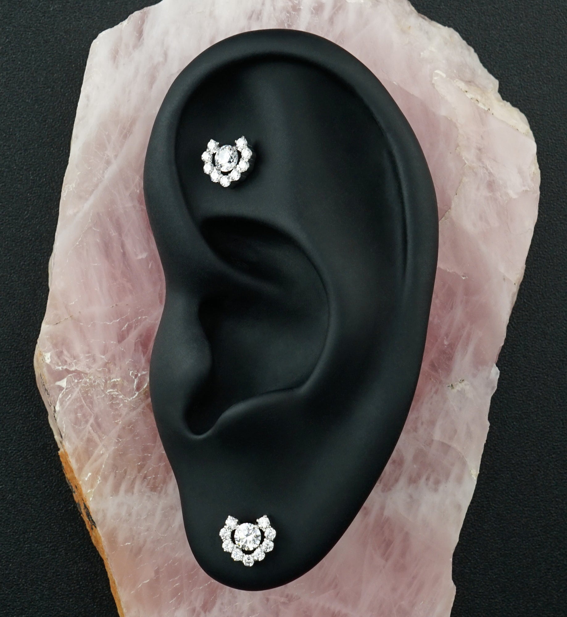 Radiant Horseshoe Clear CZ Titanium Threadless Top