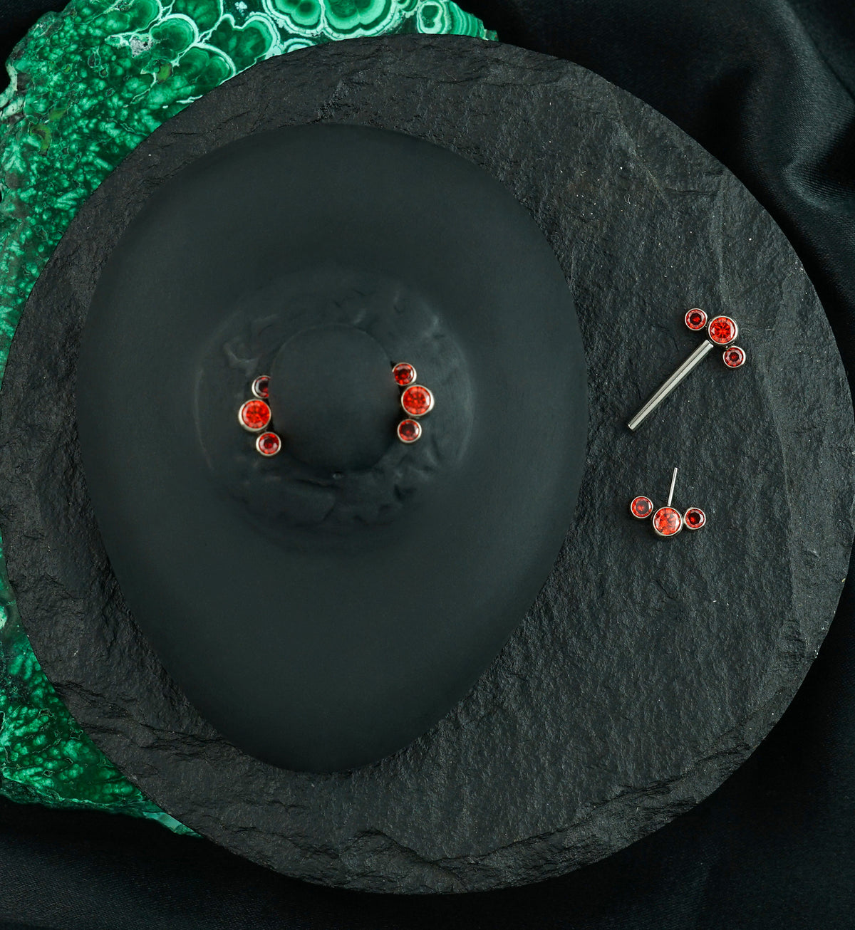 Red Cluster CZ Threadless Titanium Nipple Bars