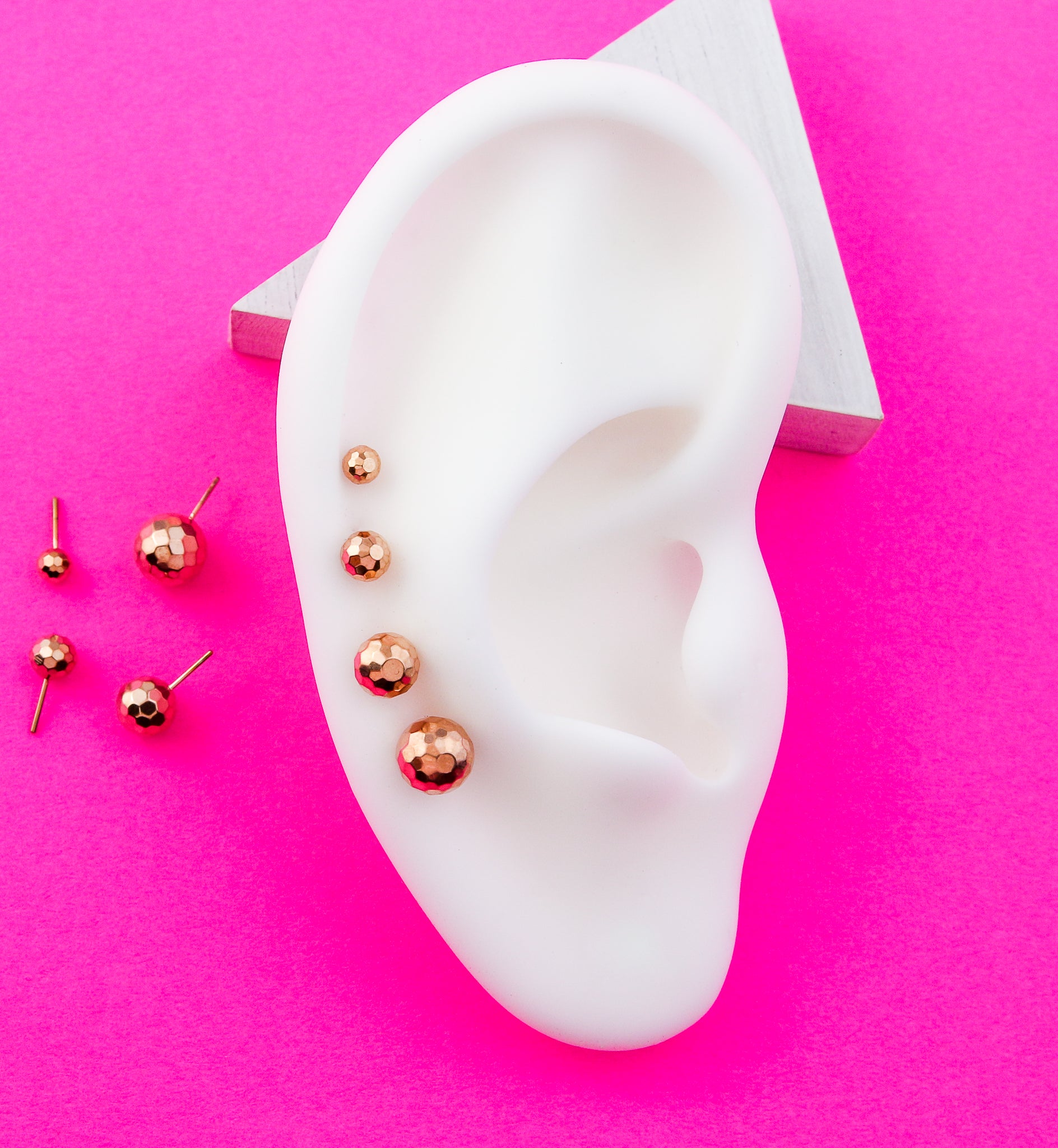 Rose Gold PVD Faceted Ball Titanium Threadless Top