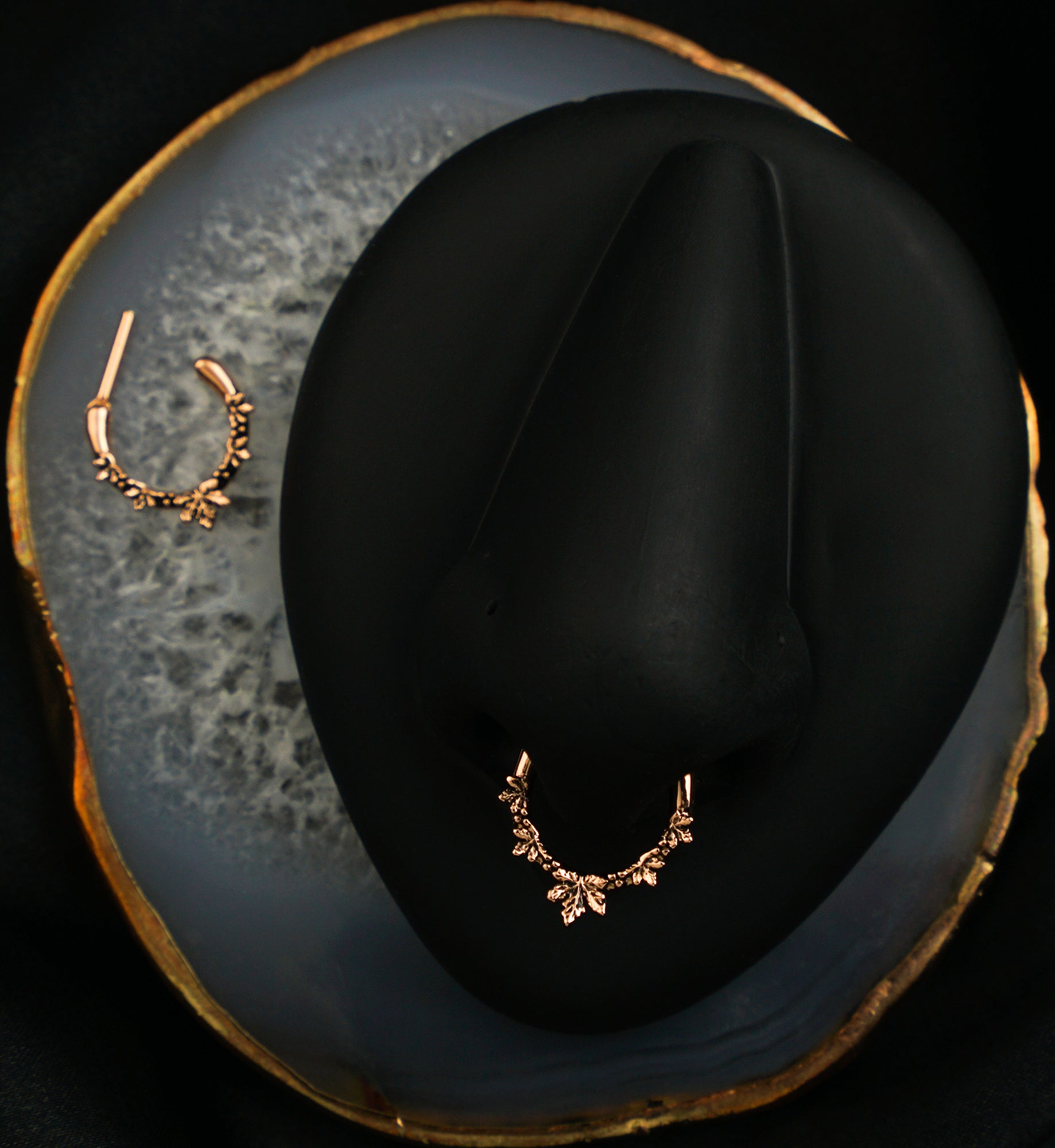 Rose Gold PVD Maple Leaf Stainless Steel Straight Hinged Segment Ring