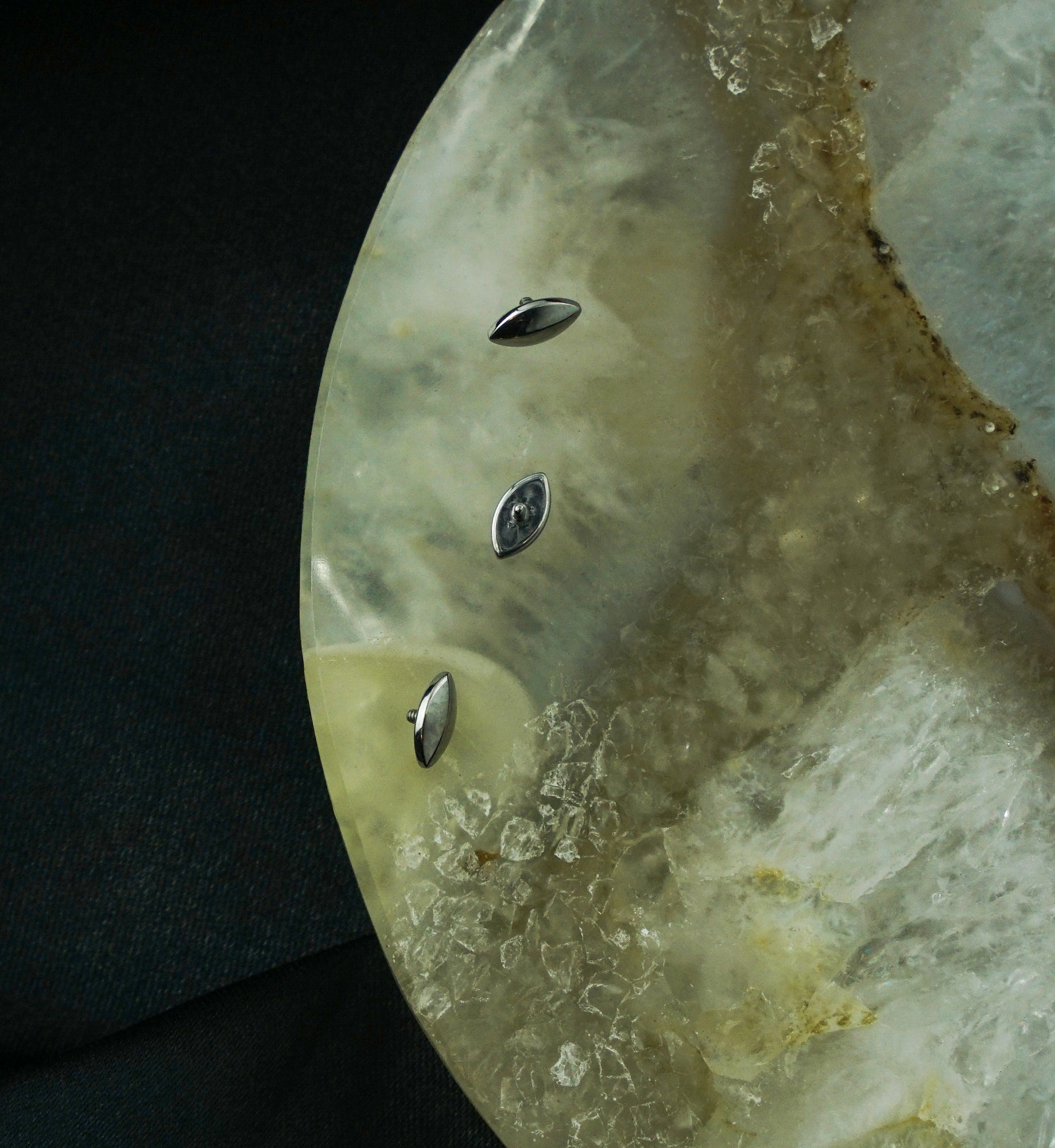 Rounded Marquise Titanium Internally Threaded Top