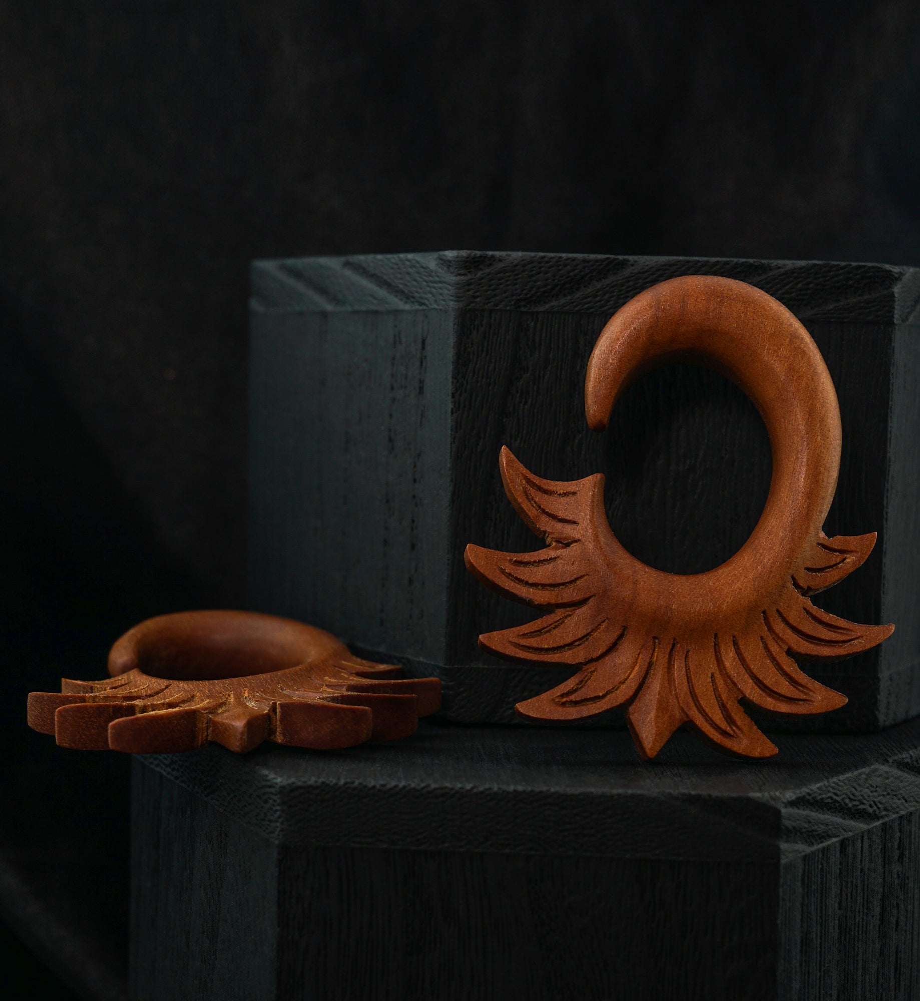 Saba Wooden Floret Hangers