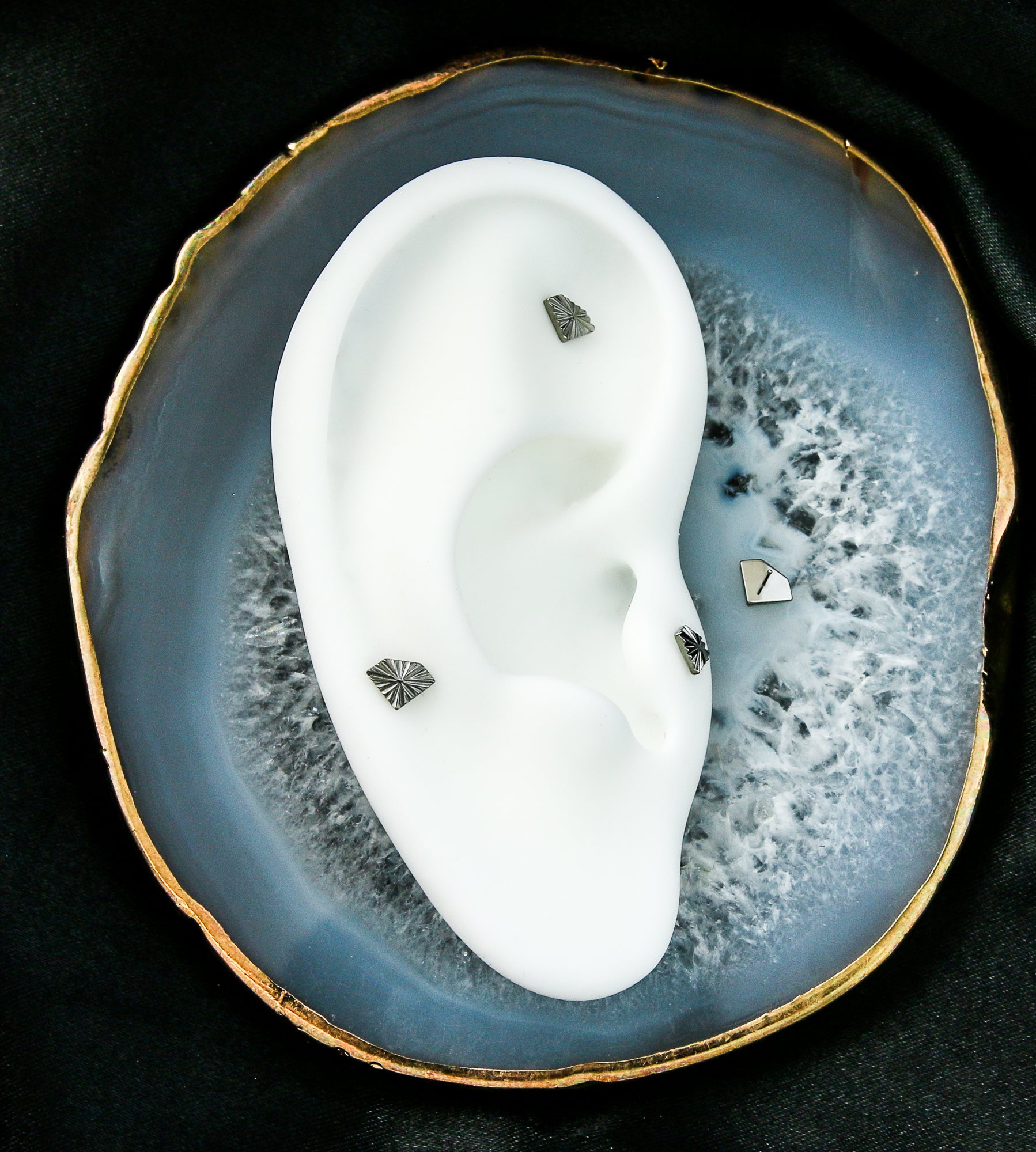 Score Diamond Titanium Threadless Top