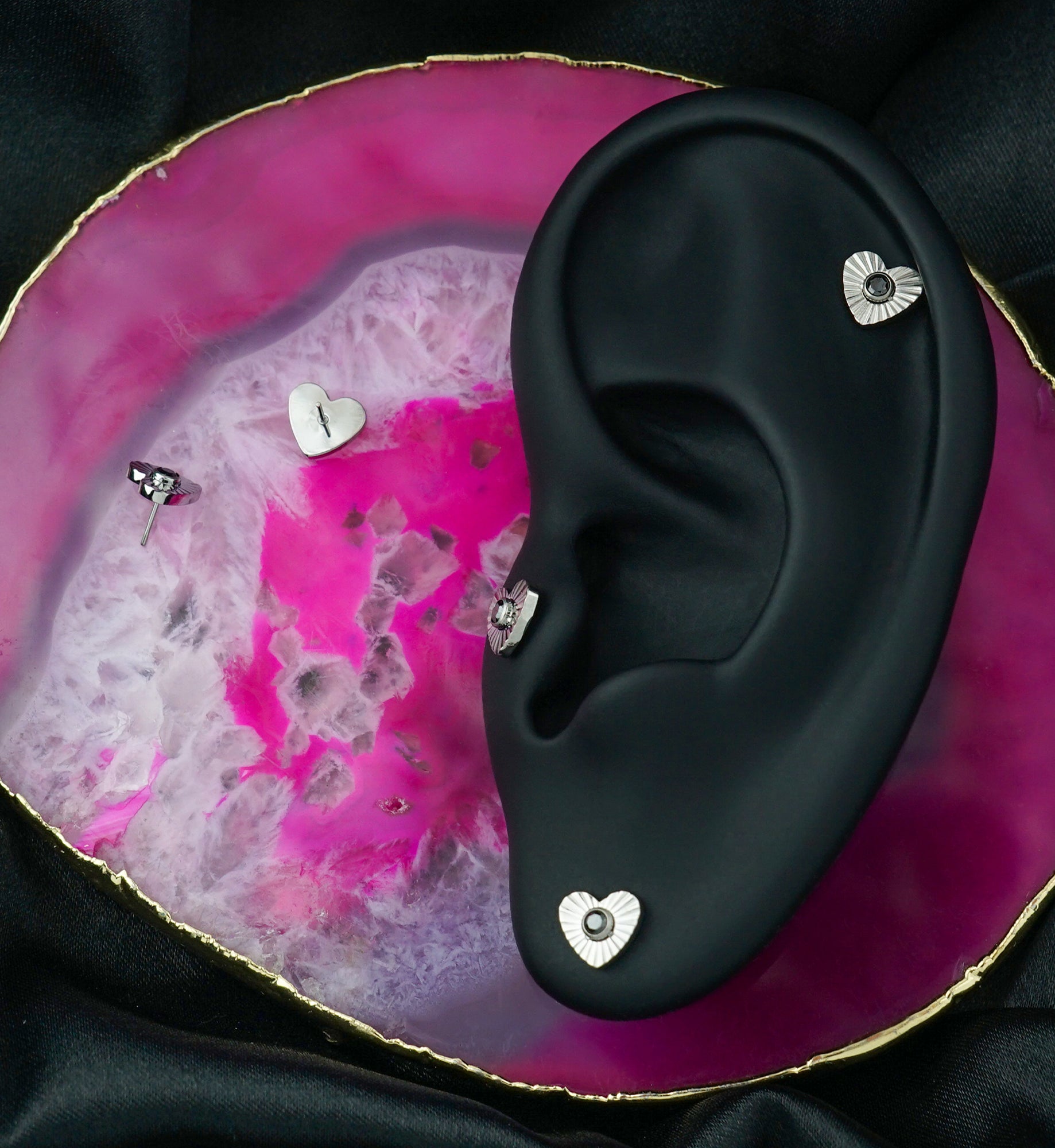 Score Heart Black CZ Titanium Threadless Top