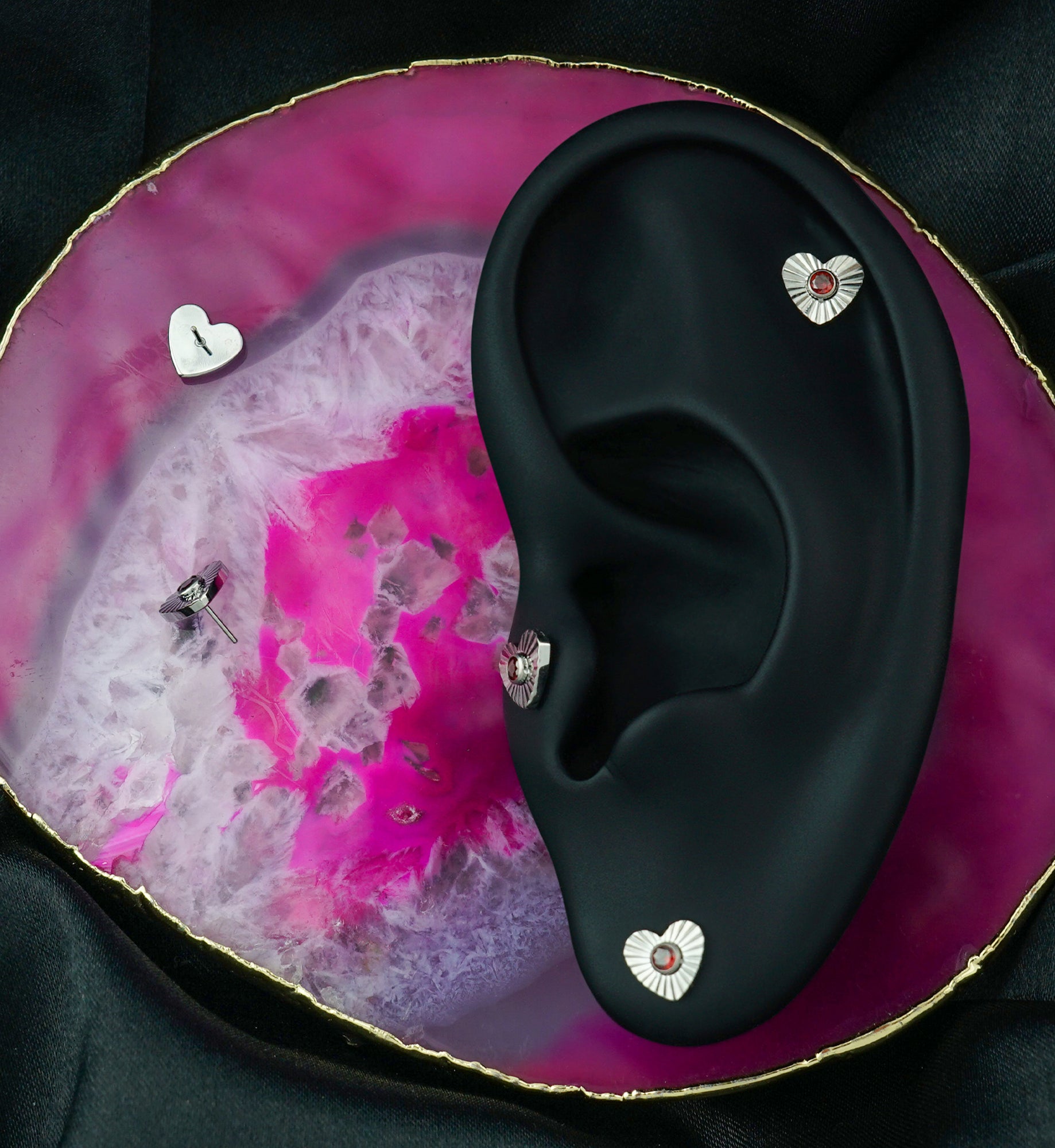 Score Heart Garnet CZ Titanium Threadless Top