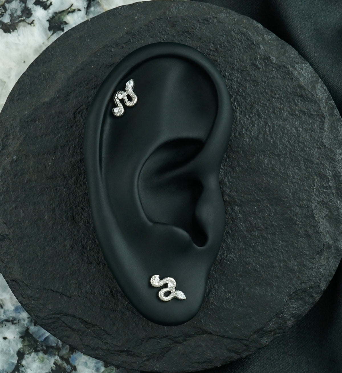 Serpentine CZ Titanium Threadless Top