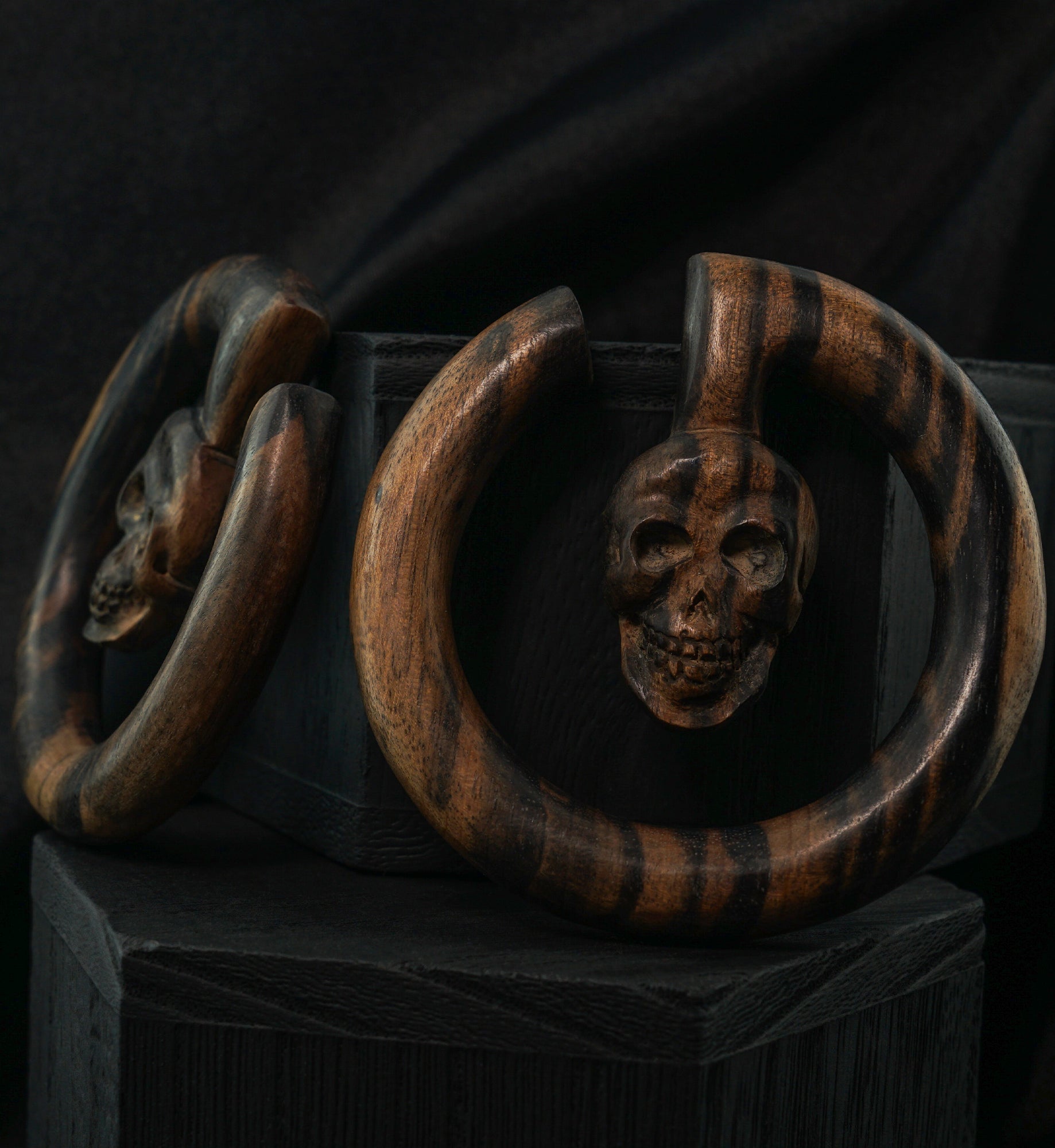 Skull Wooden Hoop Hangers