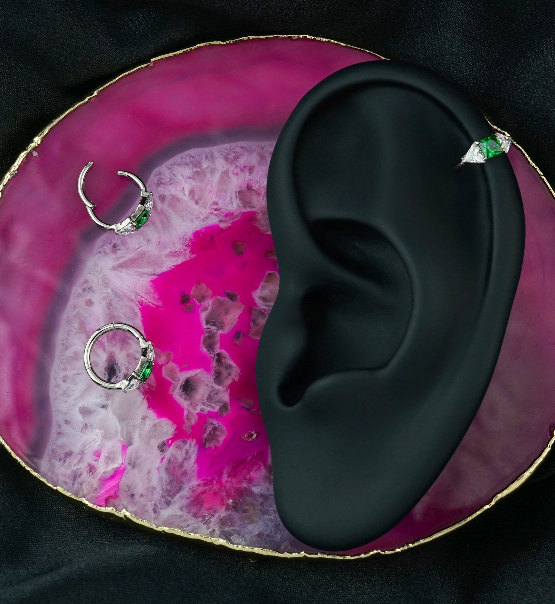 Square Emerald CZ Titanium Hinged Segment Ring