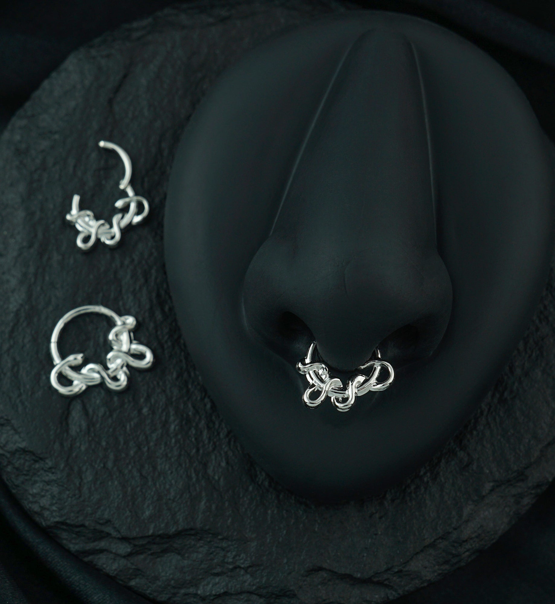 Squiggle Snake Stainless Steel Hinged Segment Ring