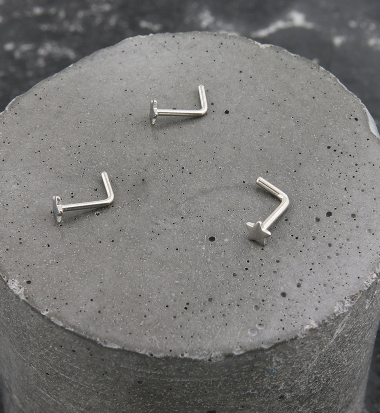 Star Top L Bend Titanium Nose Ring