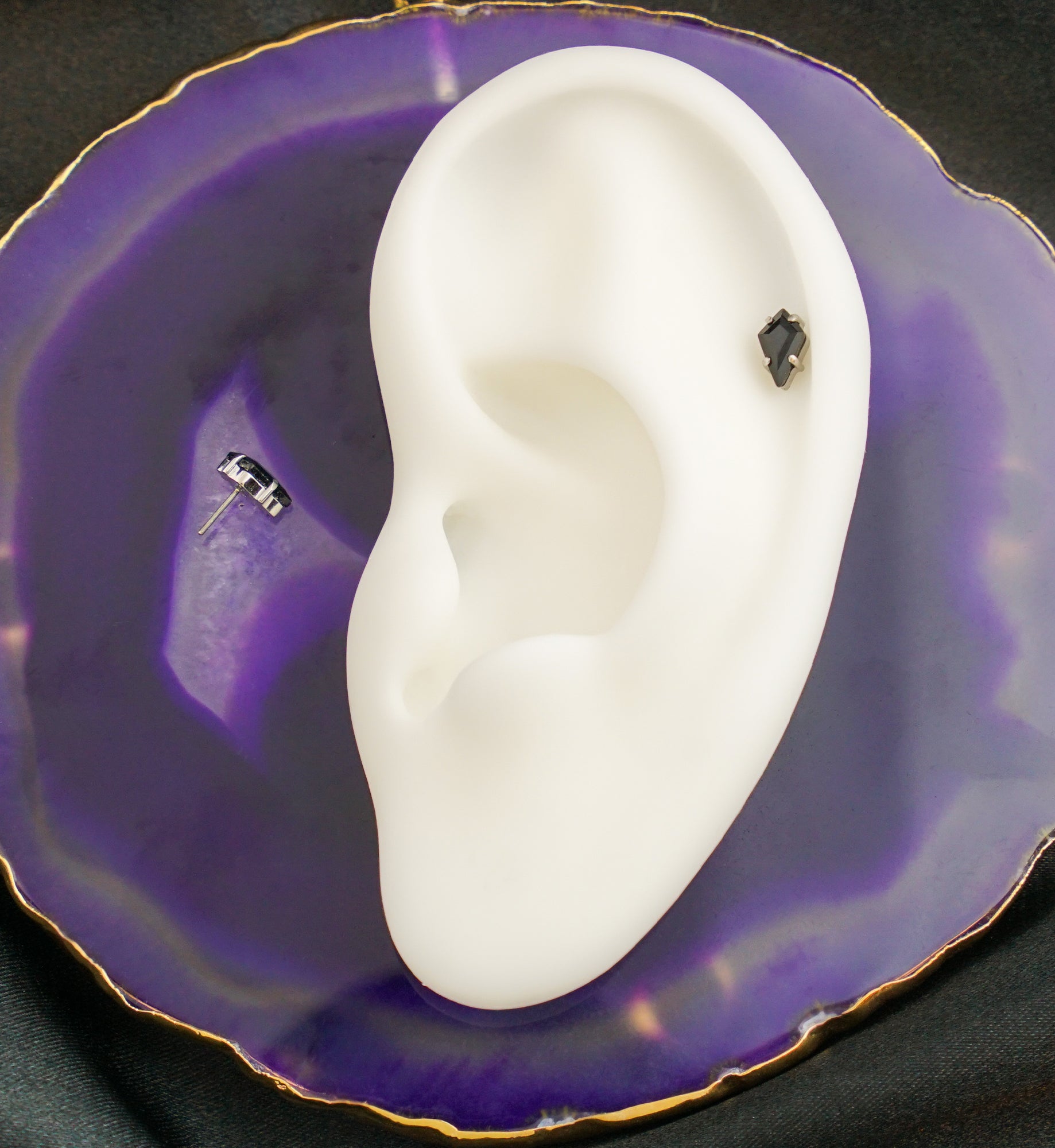 Tetra Black Onyx Titanium Threadless Top