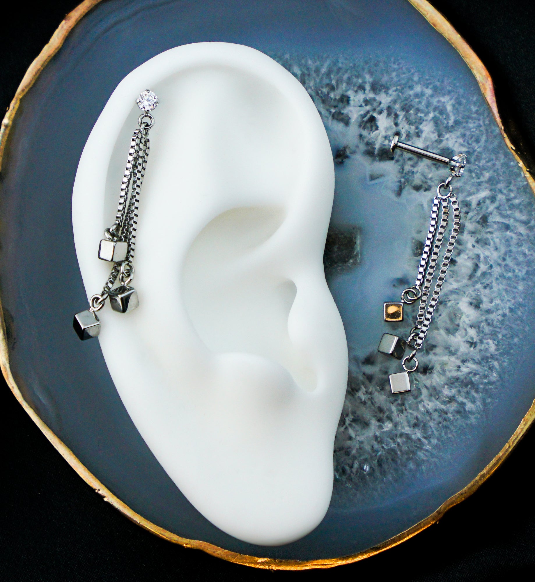 Triple Cube Dangle Chain Stainless Steel Internally Threaded Labret