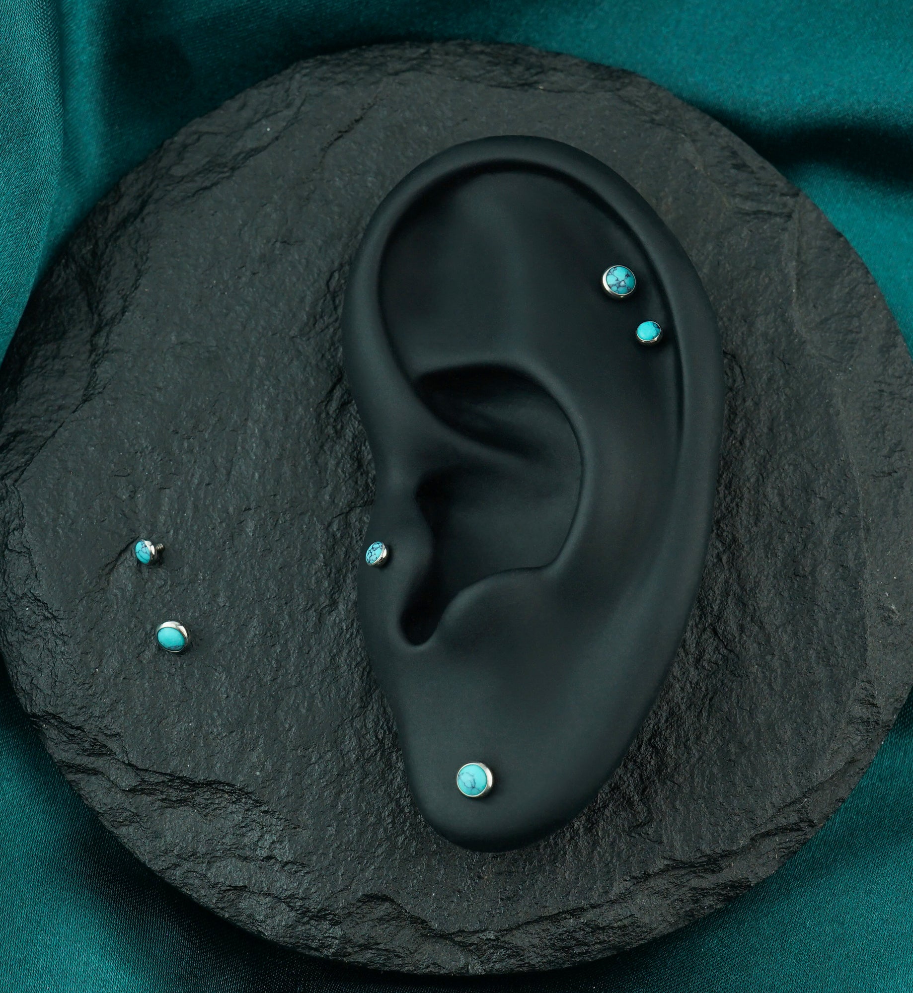 Turquoise Howlite Stone Titanium Bezel End