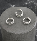 Twisted Edge Triple Stacked Stainless Steel Hinged Segment Ring