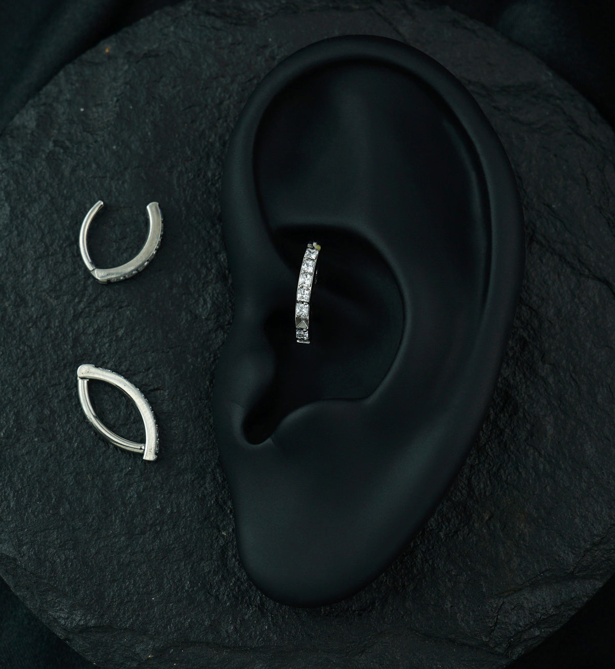 Vertical Clear CZ Titanium Hinged Segment Ring