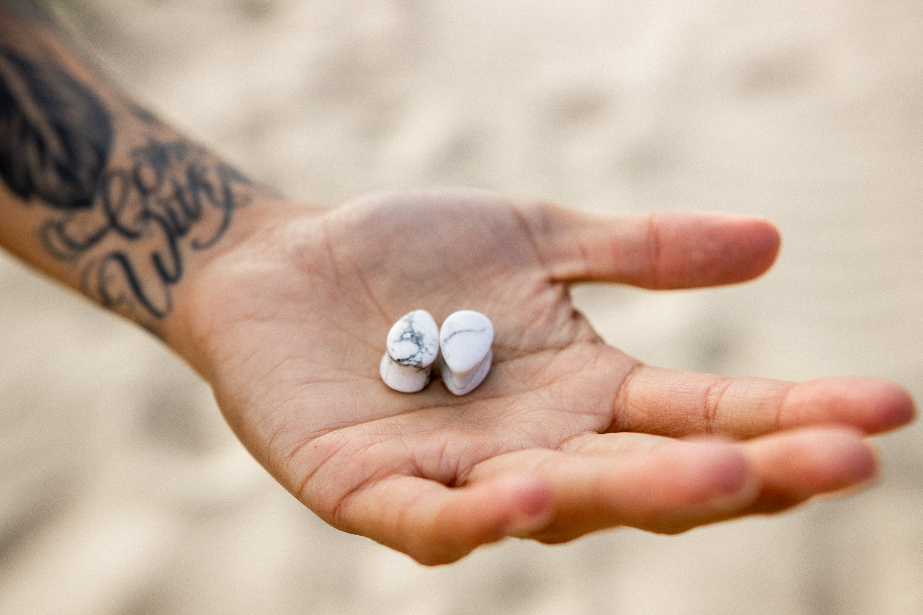 White Howlite Stone Teardrop Plugs