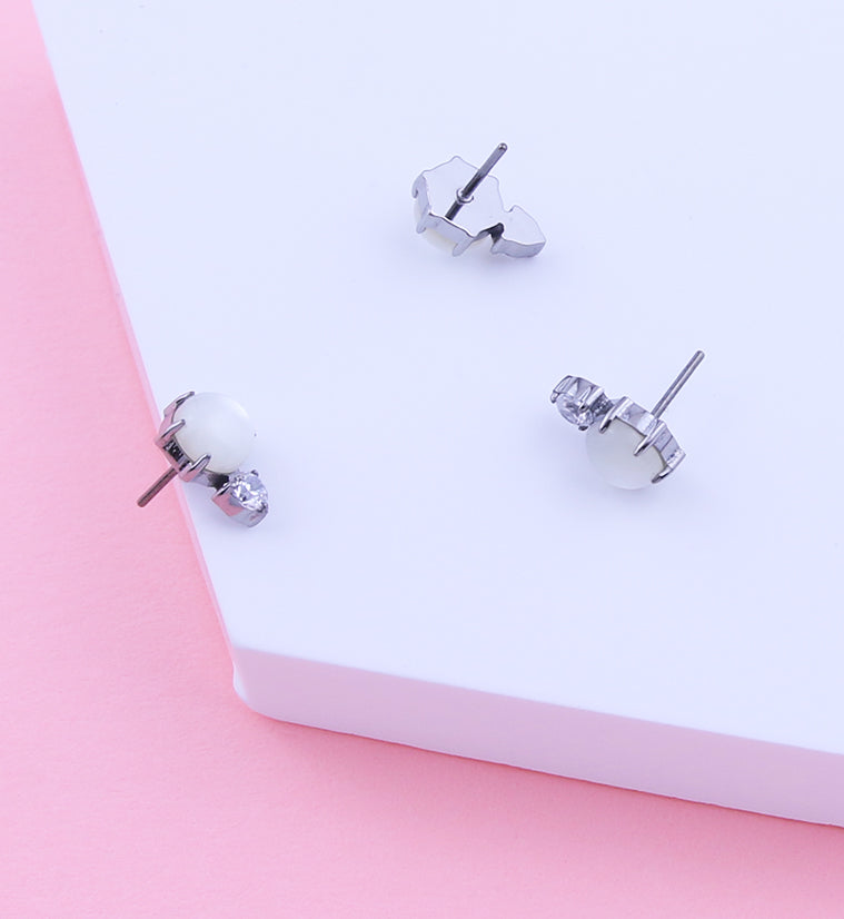 White MOP Drop Clear CZ Titanium Threadless Top