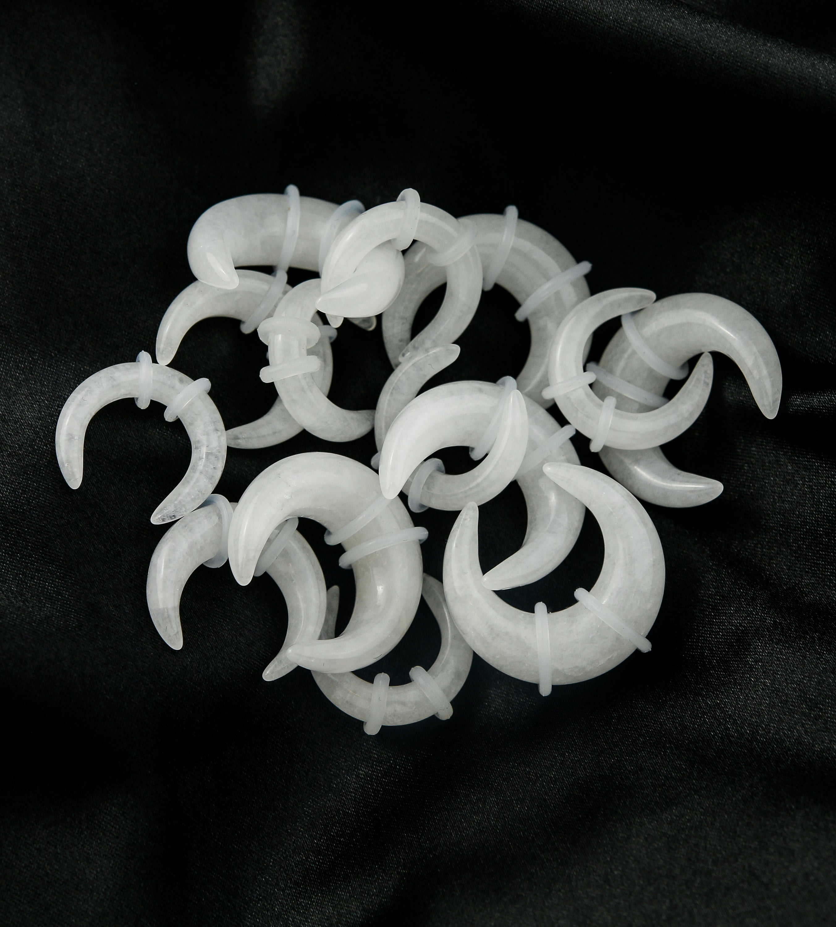 White Quartz Stone Pinchers