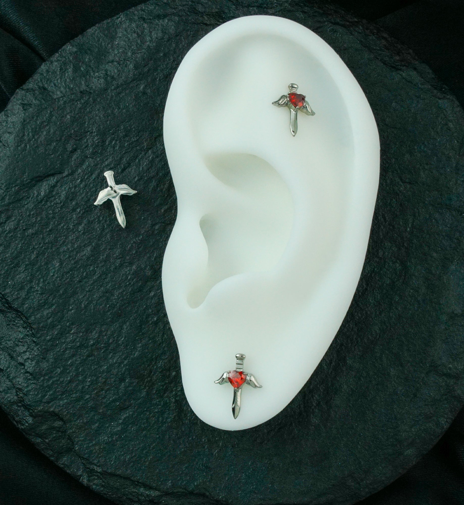 Winged Dagger Red Heart CZ Titanium Threadless Top