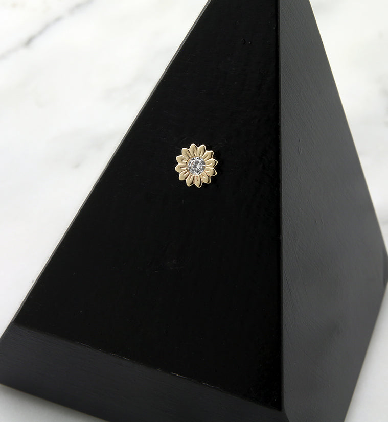 14kt Gold Daisy CZ Threadless Top