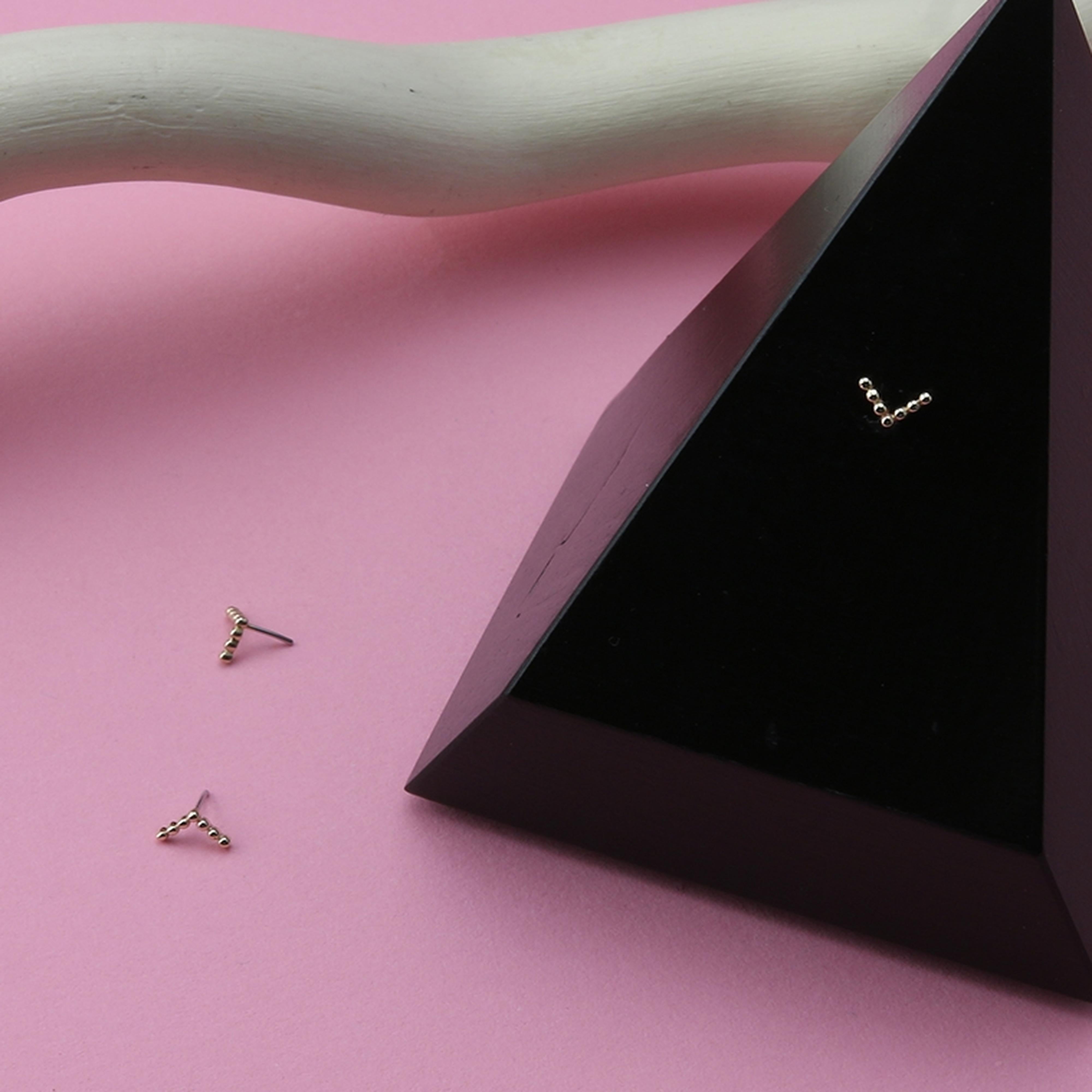 14kt Gold Degree Threadless Top