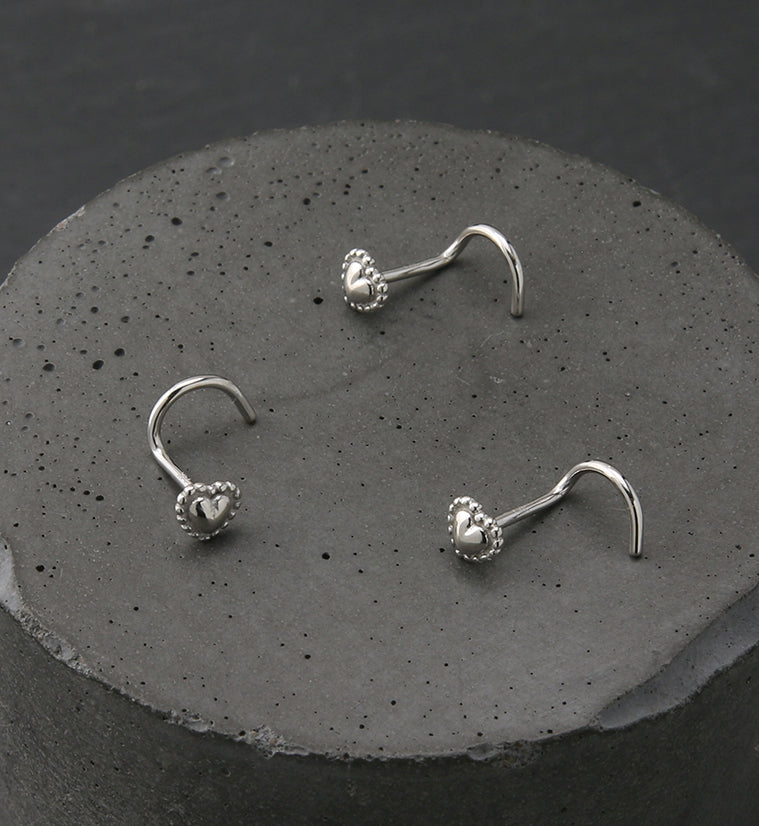 14kt White Gold Banded Heart Nose Screw