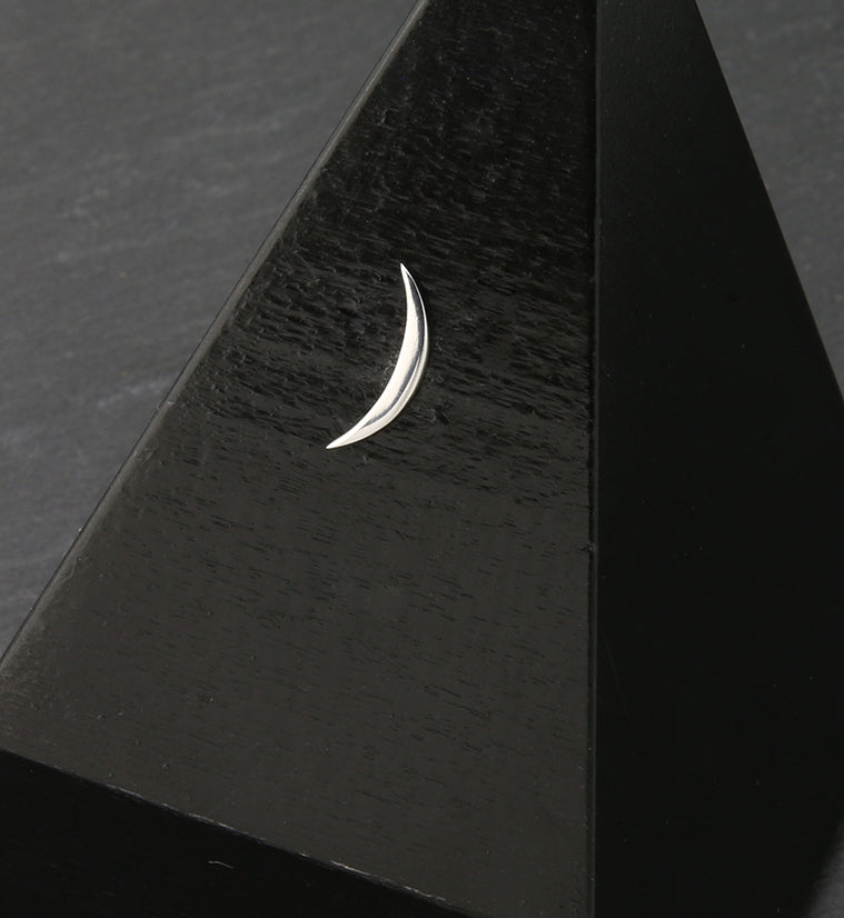 14kt White Gold Curve Threadless Top