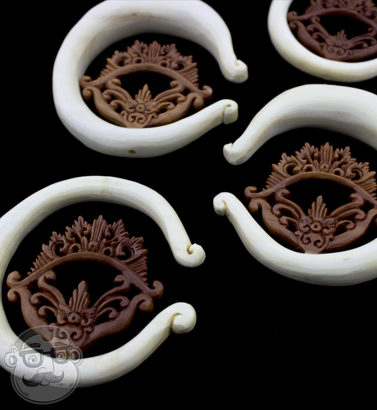 Ornamental View Double Wood Hangers