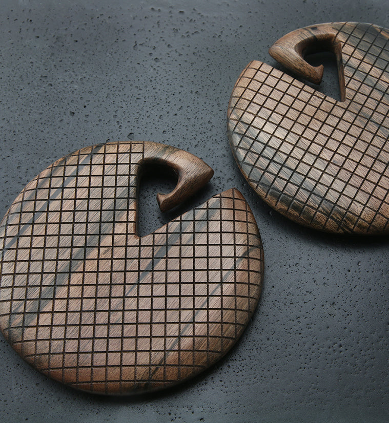 Crosshatch Areng Wooden Ear Weights