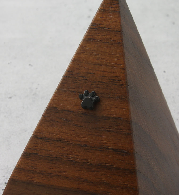 Black PVD Paw Print Threadless Titanium Top