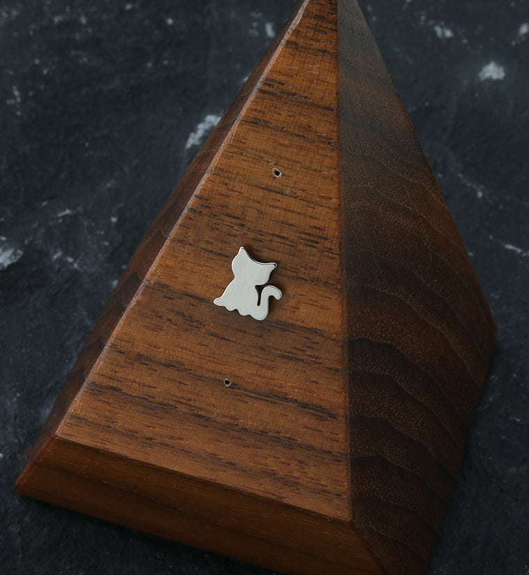 Cat Titanium Threadless Top