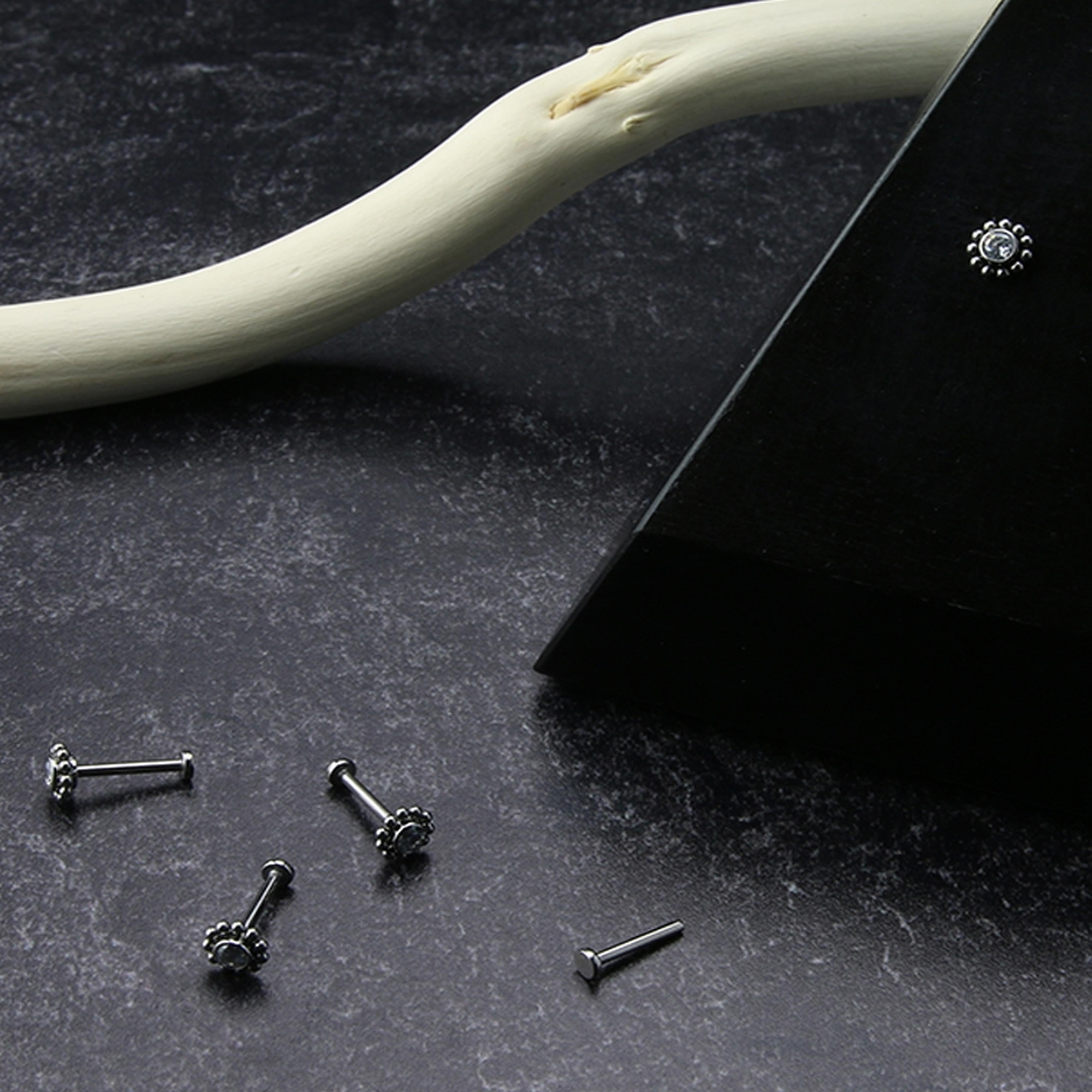 Beaded Verge Clear CZ Titanium Threadless Labret