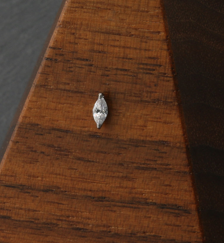 Empress CZ Threadless Titanium Top