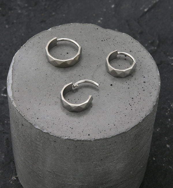 Faceted Titanium Hinged Segment Ring
