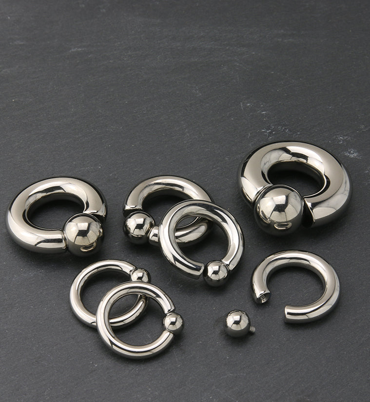 Internally Threaded Titanium Captive Bead Ring