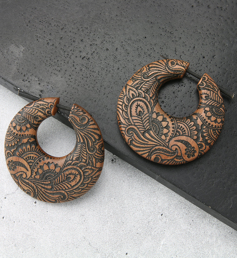 Islet Saba Wood Earrings