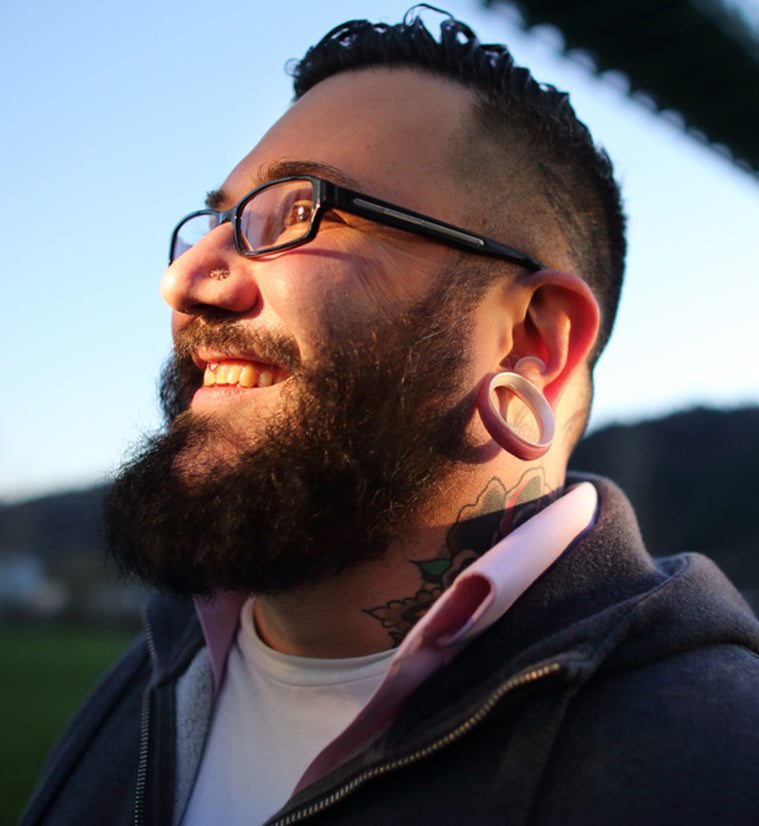 Kaos Black Silicon Skin Eyelets