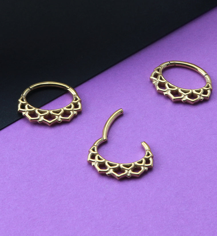 16G Gold PVD Hanging Lotus Septum Clicker