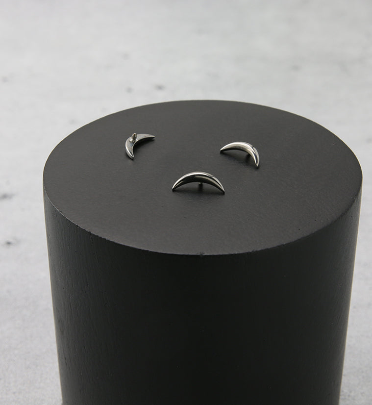 Lune Internally Threaded Titanium Top