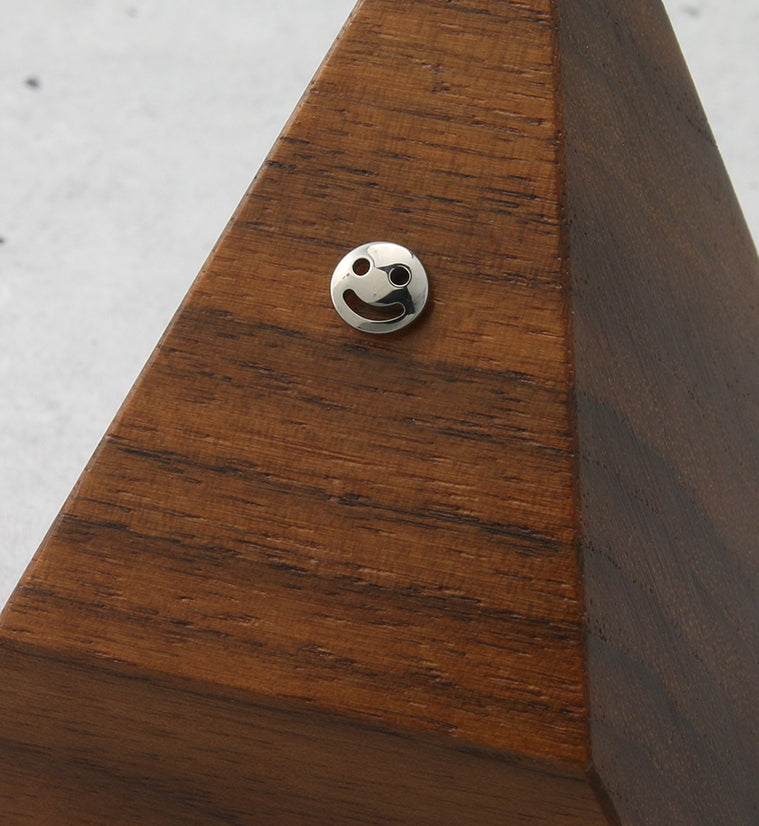 Smiley Threadless Titanium Top