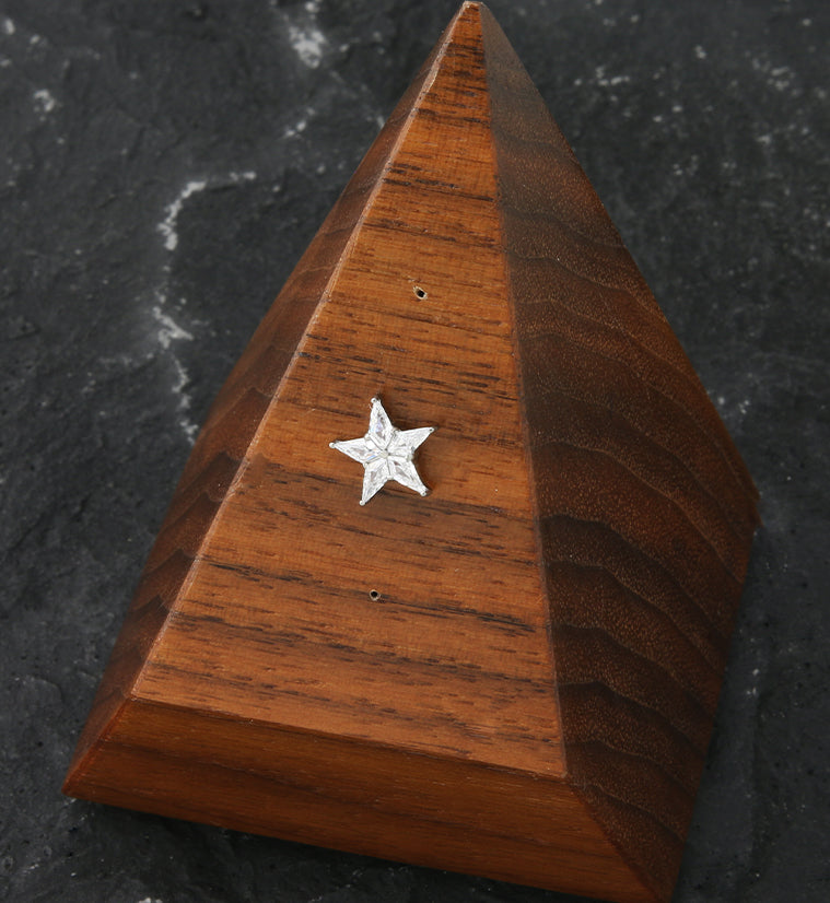 Star Flower Clear CZ Threadless Titanium Top