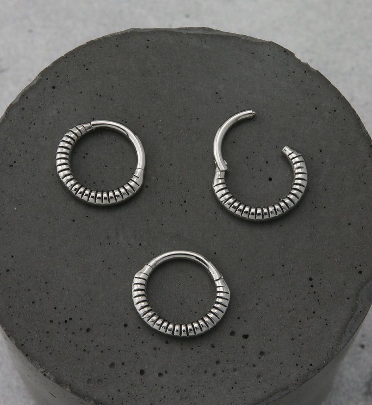 Tendril Hinged Segment Ring