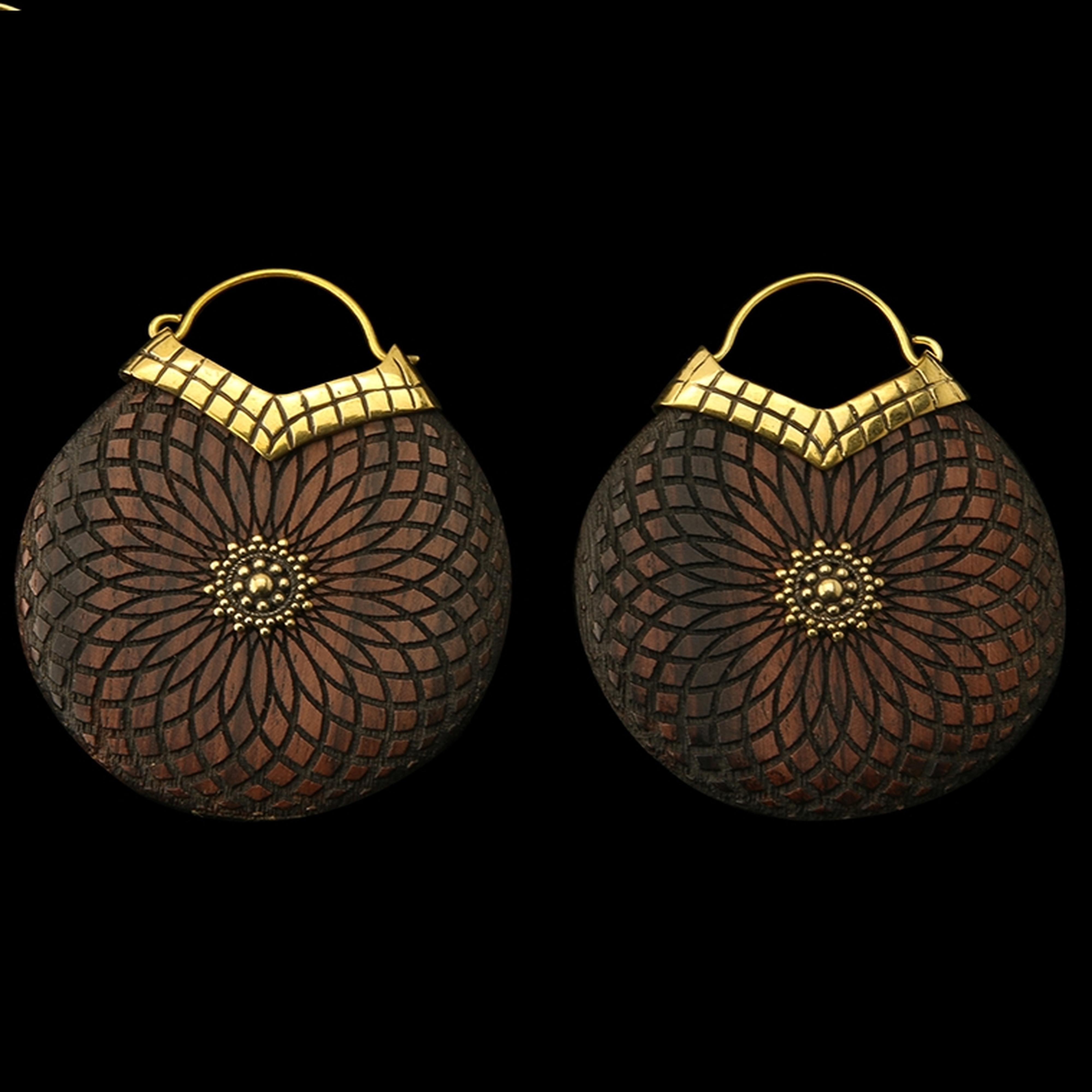 18G Traverse Engraved Wooden Hangers / Earrings