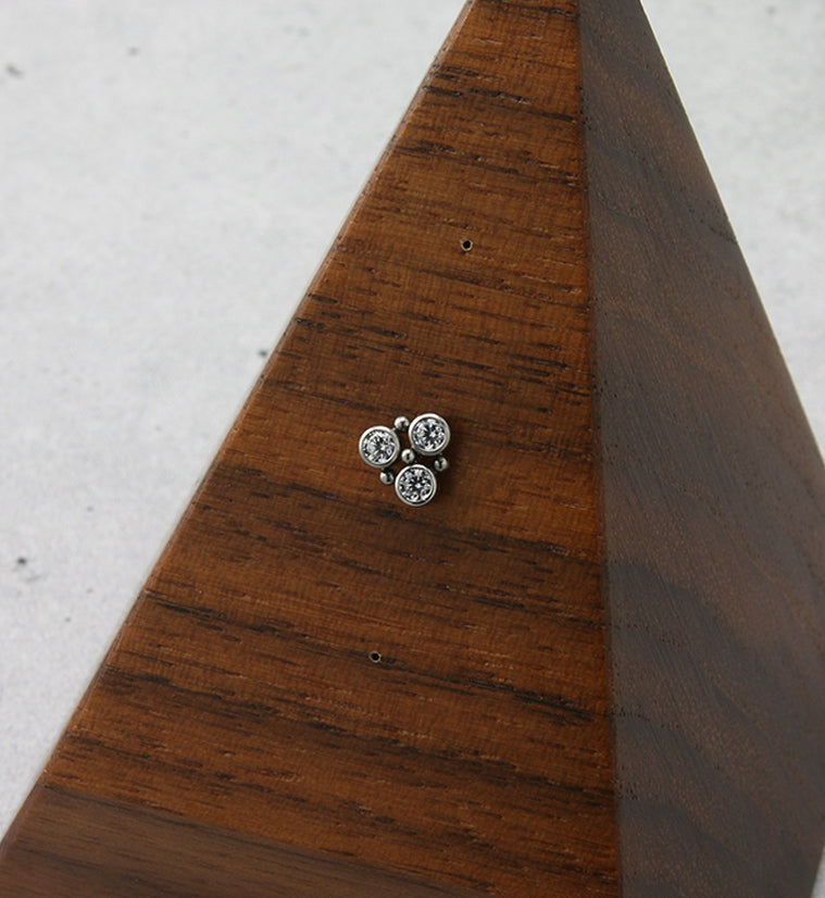 Trinity Beaded CZ Threadless Titanium Top