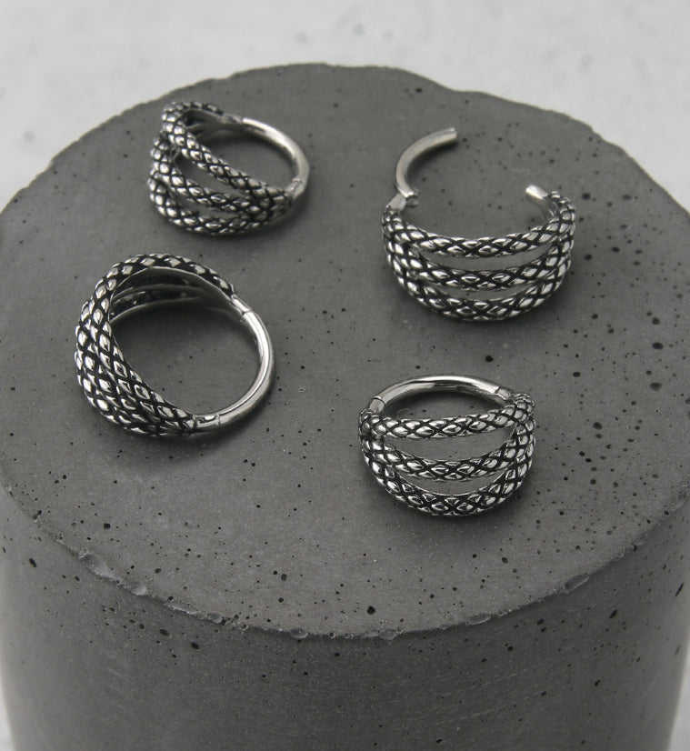 Triple Scales Hinged Segment Ring