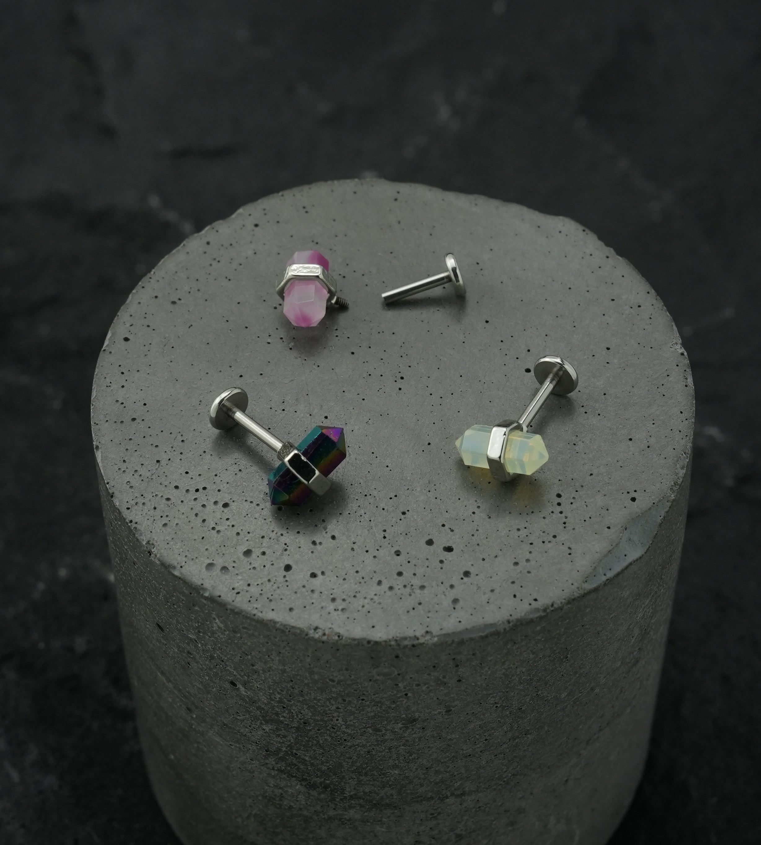 White Crystal Stainless Steel Internally Threaded Labret